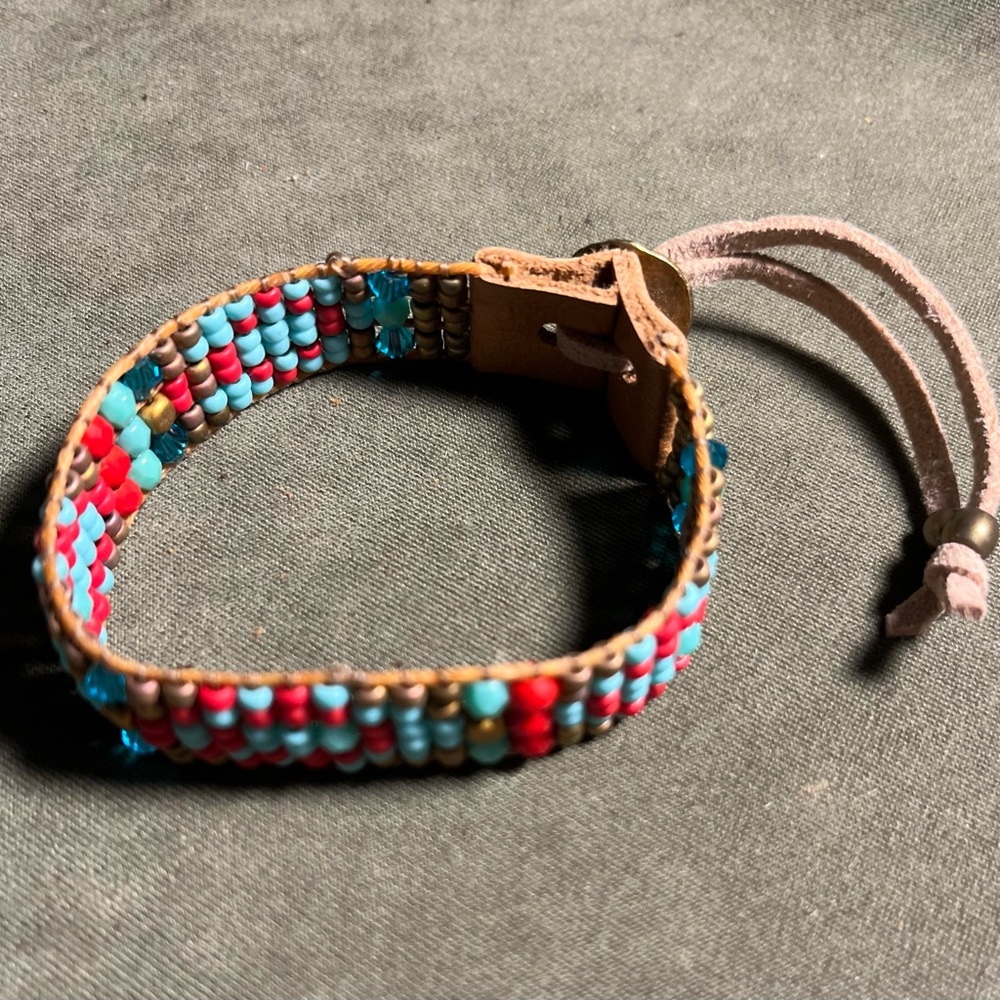 Beaded cuff bracelet - Picture 3 of 4